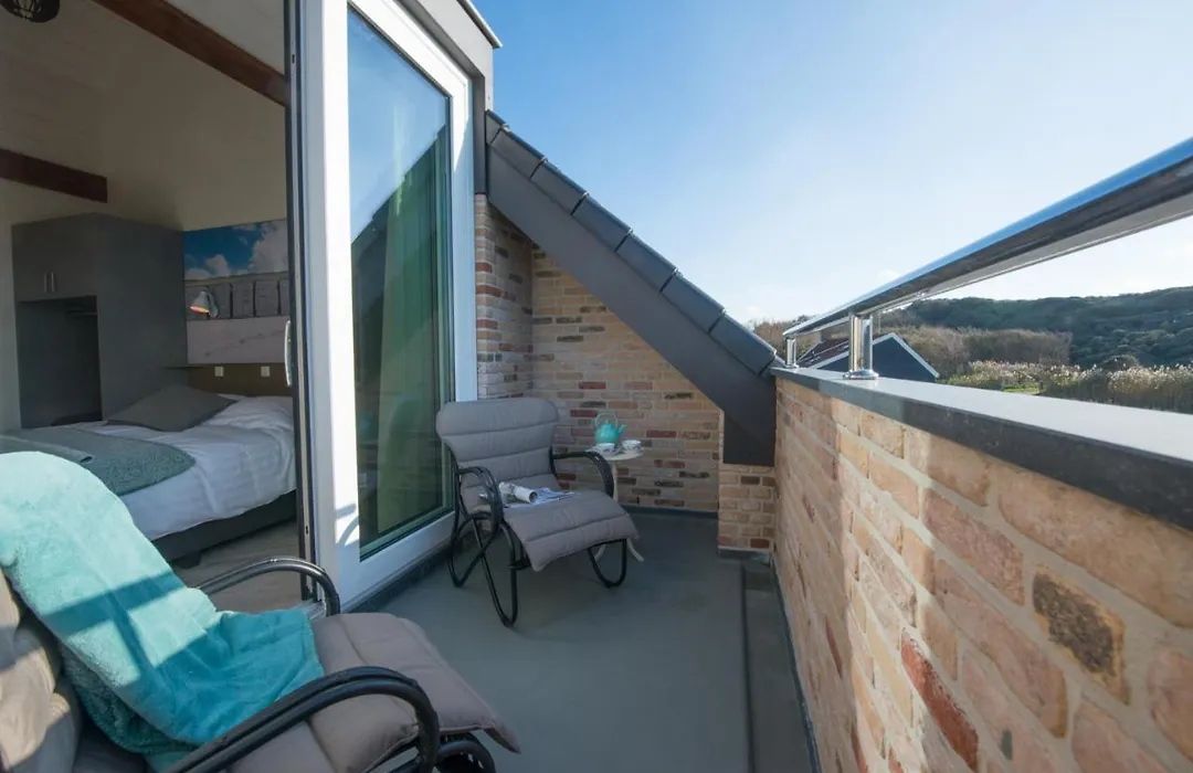 Duinvilla Aan De Zee B&B-1