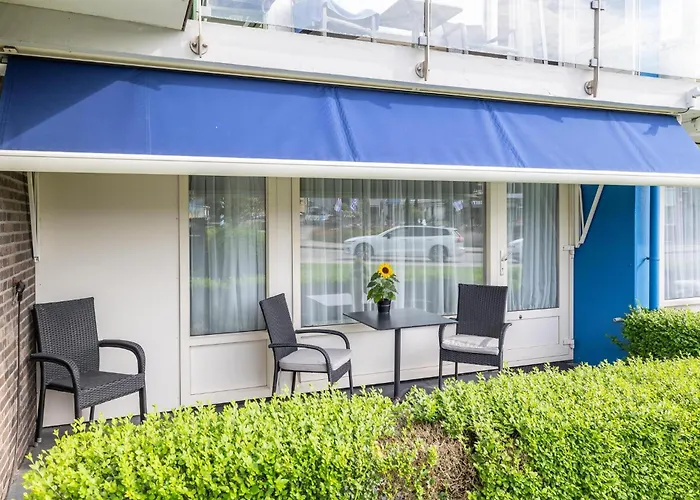 Welcome in - Kurhaus appartement 5 - met terras en 50m van het strand